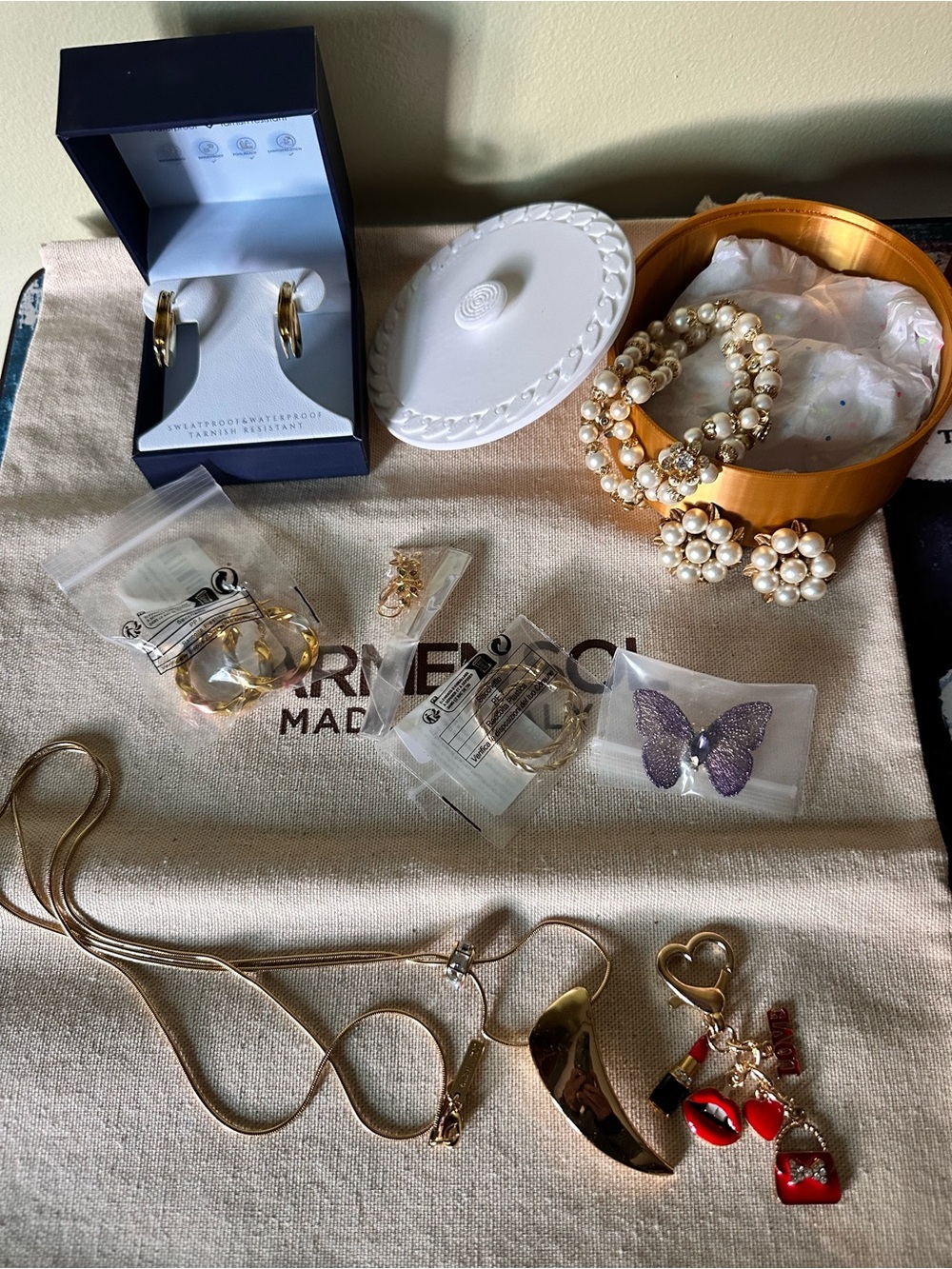 Gold Tone Multi-Piece Jewelry Lot with Pearl Bracelet & Hoop Earrings